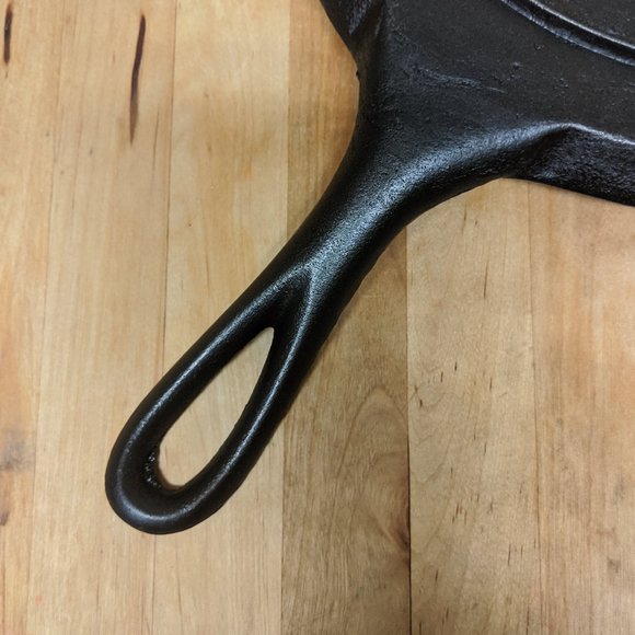 Rare Vintage Gatemarked Cast Iron Griddle - Picture 8 of 9